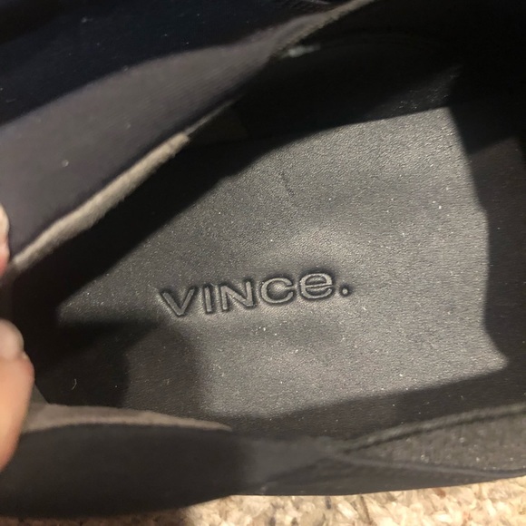 NWOT Vince Warren slip-on sneakers - Picture 4 of 6